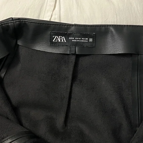 Zara black faux leather mini skort size Medium - Picture 6 of 6